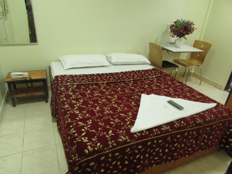 Oyo 1458 Hotel Prince Palace Mumbai Luaran gambar